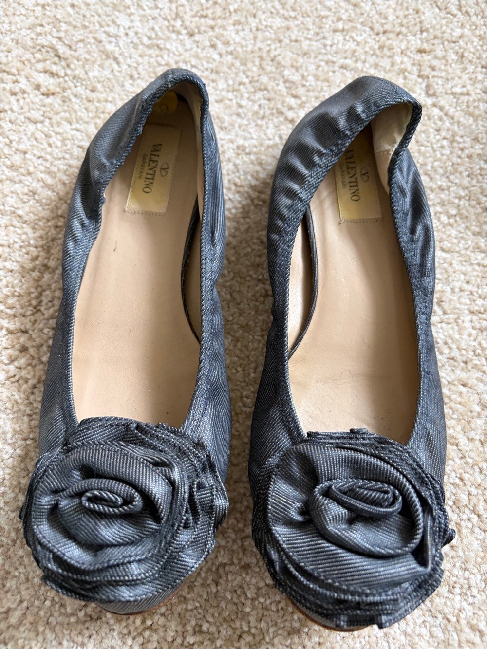 Valentino Black Satin Floral Rosette Ballet Flats - Women's
